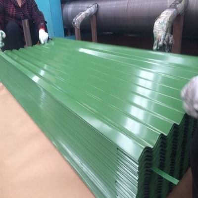Le toit en métal de vert du PE 30-275g/M2 lambrisse RAL 9012 a coloré les feuillards ondulés