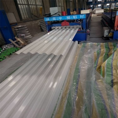 l'épaisseur PPGI de 0.4mm-3.0mm couvrant la feuille a galvanisé la largeur ondulée de 600mm-1250mm