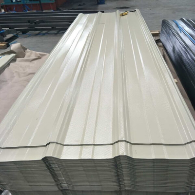 la couleur 30-275g/M2 a enduit couvrir le toit ondulé blanc en métal de la feuille 600-1100mm