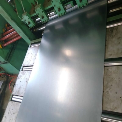 La mesure de DX51D 26 a galvanisé le plat galvanisé par électro de la tôle d'acier 1250mm