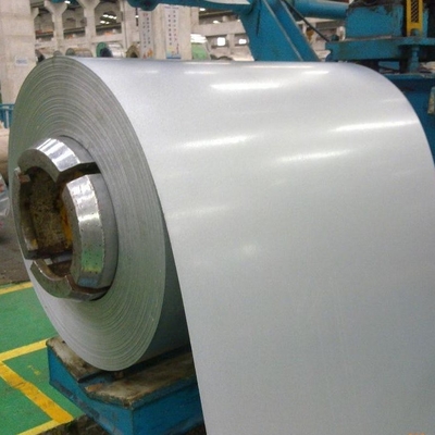 Le revêtement PPGI principal PPGL Brésil Ral9003 de PE d'ASTM A792 Dx51d a enduit la bobine d'une première couche de peinture en acier de Galvalume avec le film